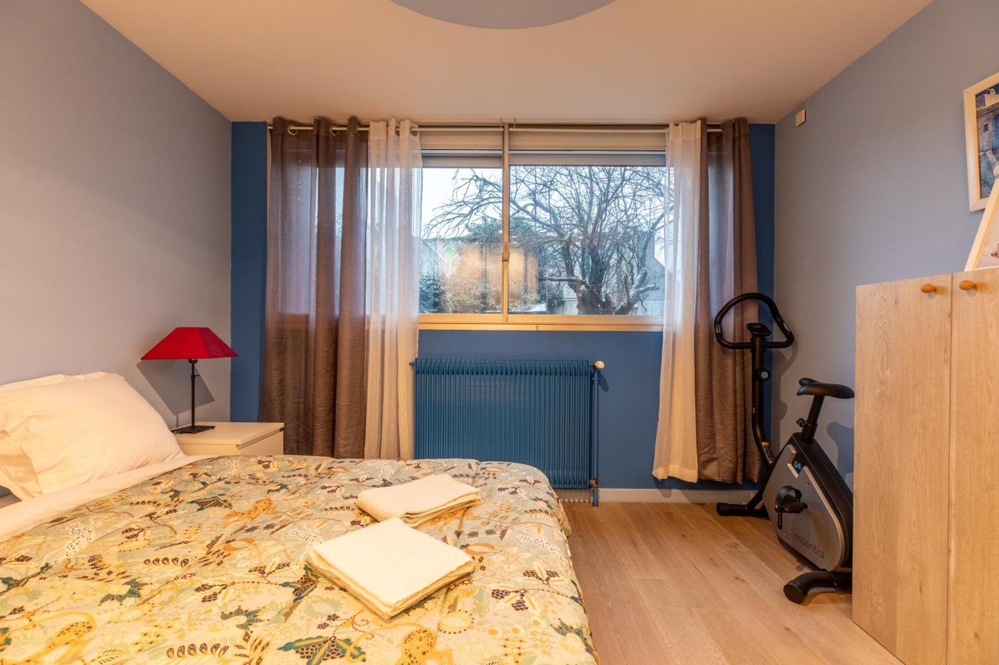 Appartement Avec Jardin, Ideal Pour Animaux - Floreal Клермон-Феран Екстериор снимка